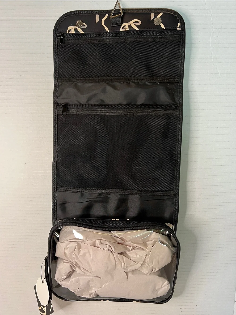 Tender Love & Carry Black White Bow Print Travel Hang Organizer New
